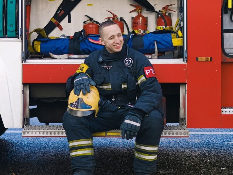best degrees for firefighters Photo by Anna Shvets: https://www.pexels.com/photo/man-smiling-while-sitting-on-running-board-of-a-fire-truck-5965020/