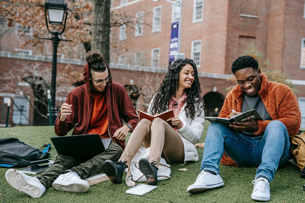 College Career Tips for Leadership Development