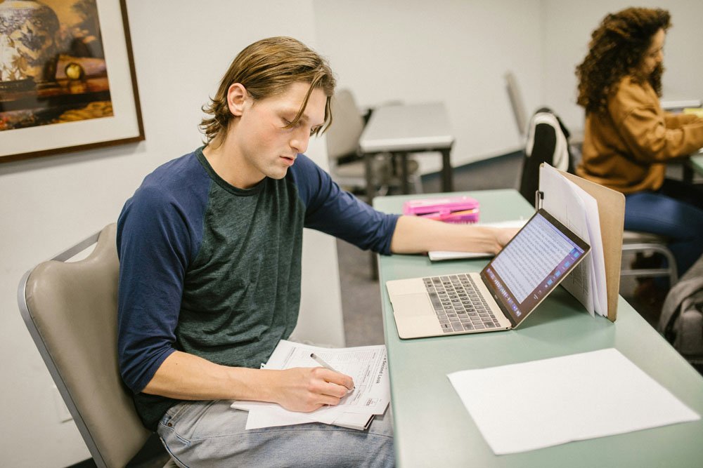 College Career Tips for Career Fairs