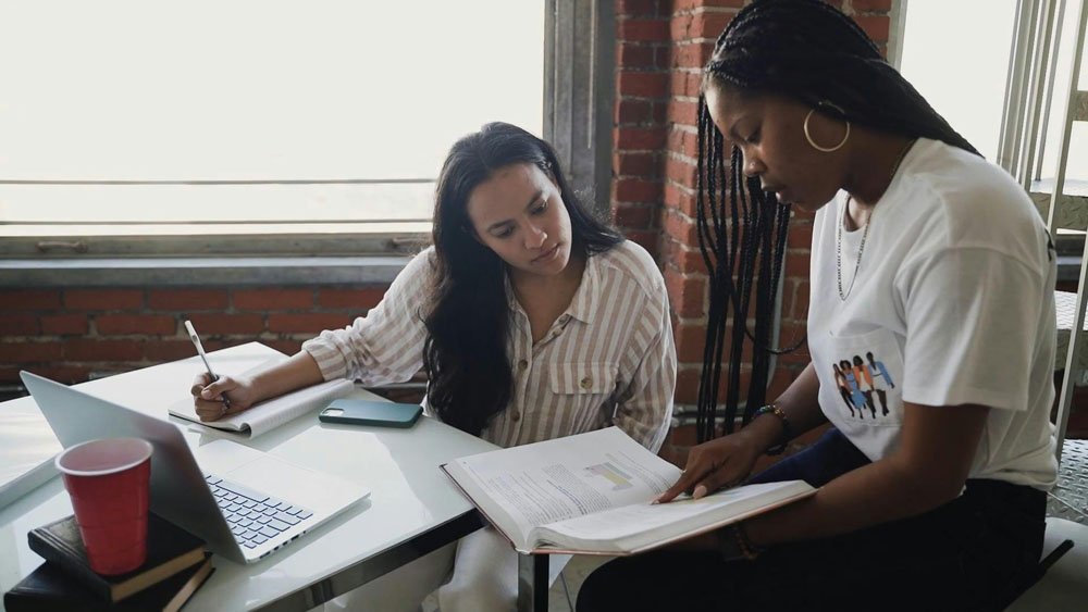 College Career Tips for Academic Advisors