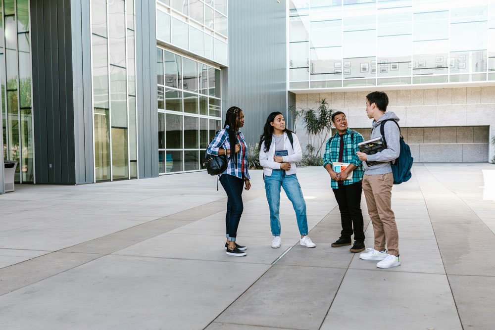 College Career Tips for Workplace Etiquette